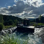 Glamping Mucharskie Echo Jurta & Sauna Z Widokiem Na Jezioro