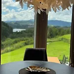 Mucharskie Echo Jurta & Sauna Z Widokiem Na Jezioro Glamping Dabrowka (Wadowice)