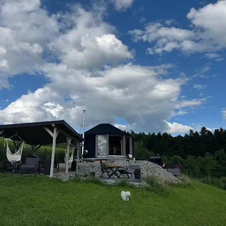 אוהל מפואר Mucharskie Echo Jurta & Sauna Z Widokiem Na Jezioro *
