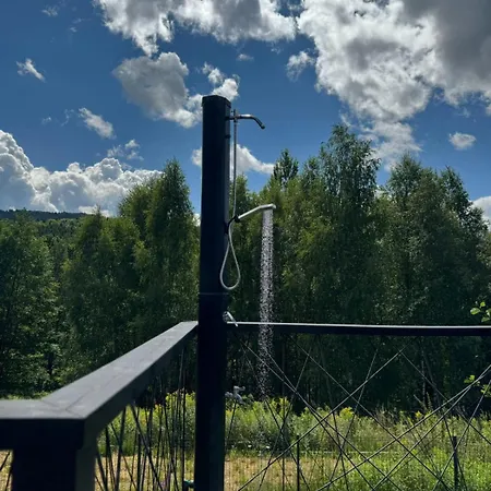 Mucharskie Echo Jurta & Sauna Z Widokiem Na Jezioro * Dabrowka (Wadowice)