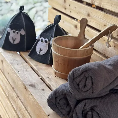 Luxussátor Mucharskie Echo Jurta & Sauna Z Widokiem Na Jezioro Dabrowka (Wadowice)