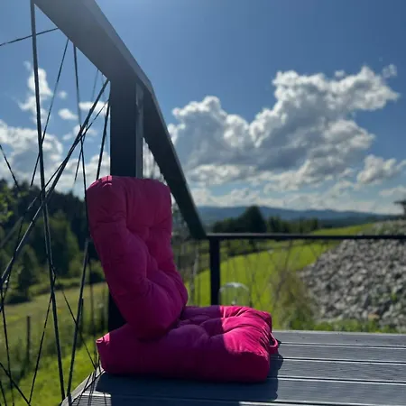 Mucharskie Echo Jurta & Sauna Z Widokiem Na Jezioro * Dabrowka (Wadowice)